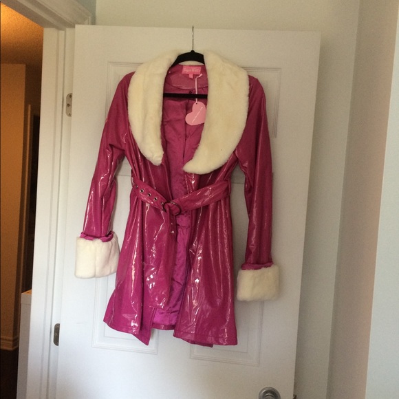 💖Sugarthrillz vinyl jacket with faux fur 💖 - Picture 5 of 13
